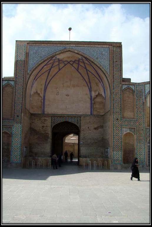 پاورپوینت بررسی مسجد جامع قزوین، زوزن، اردستان
